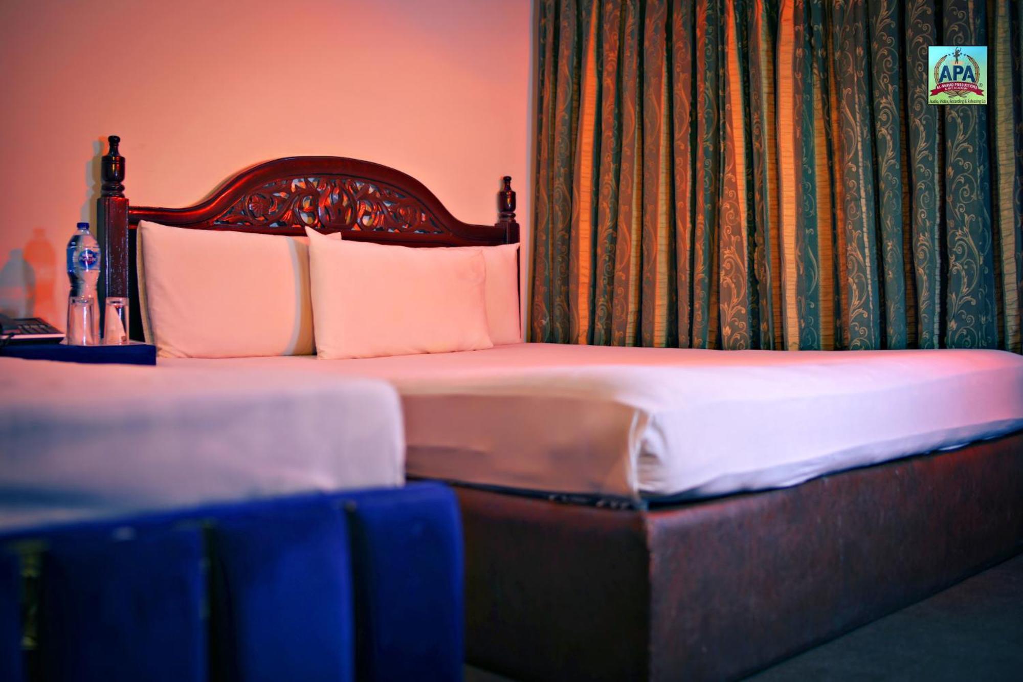Quick Continental Hotel - Jail Road Lahore Exterior photo